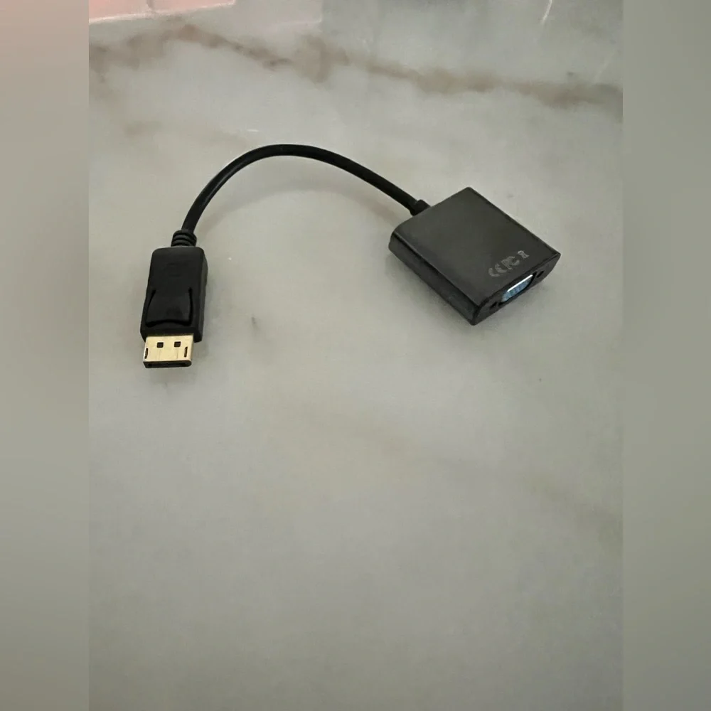 Display Port Male to VGA Female Adapter - NEW